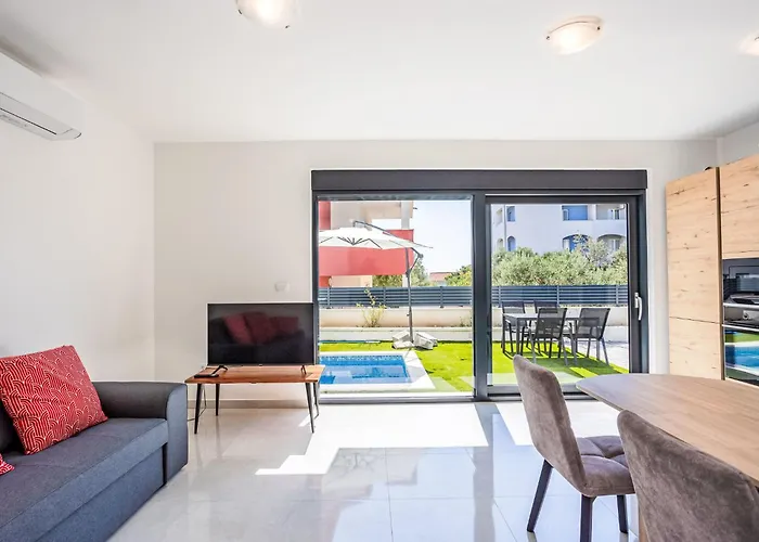 Appartement Sunny Pool By Interhome