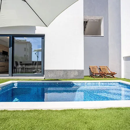 Sunny Pool By Interhome